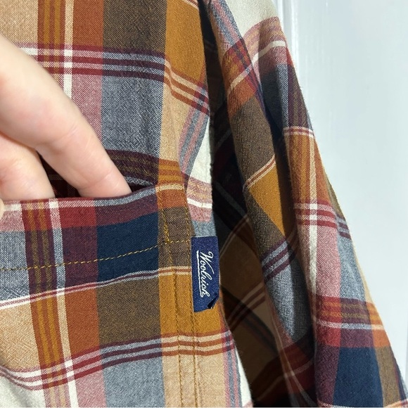 Woolrich Men's Size Large Button Up Shirt Brown Plaid Short Sleeve 100% Cotton - Picture 2 of 11